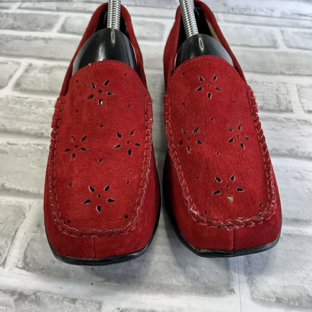 Valley Lane Women's Size 7 Red Suede Leather Perforated Moccasin Loafers Vintage